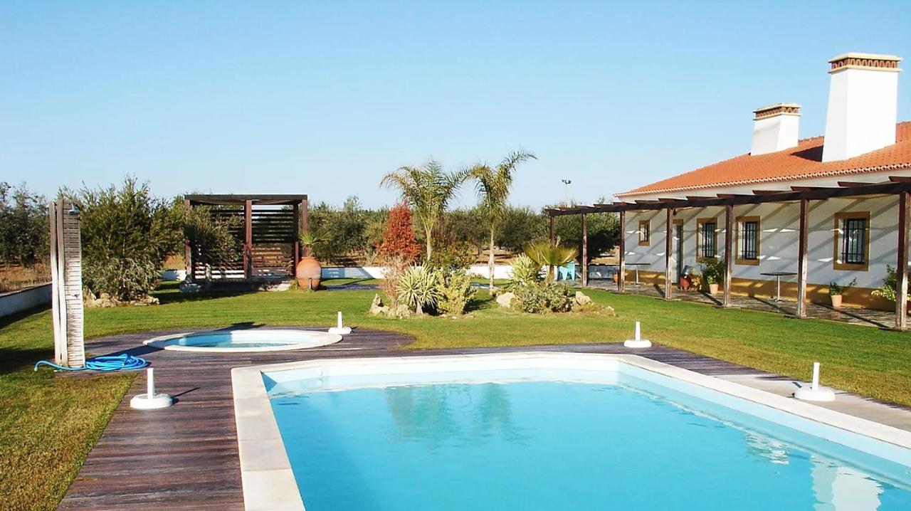 Herdade Das Rosadas Mourão Exterior photo